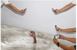 NHẠY CẢM VÀ VÔ CẢM - GB. Bùi Tuần